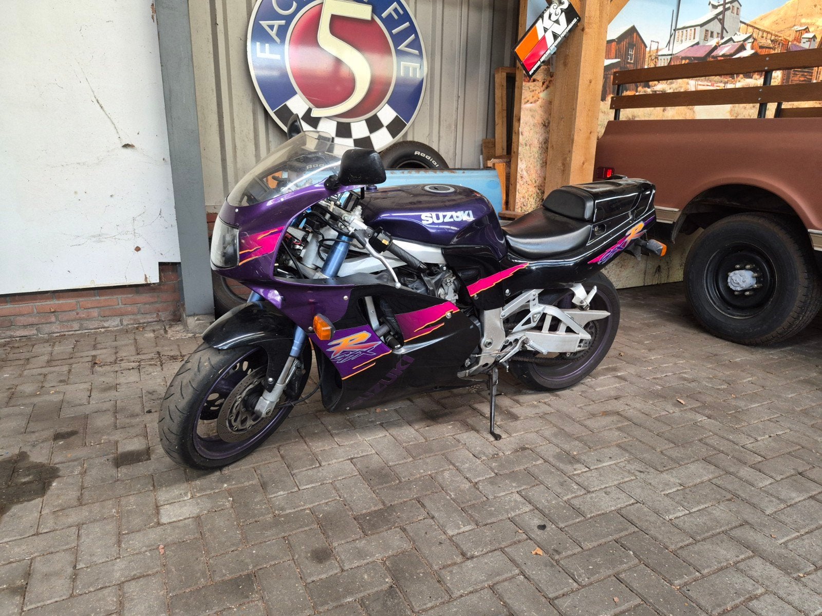 Suzuki GSX-R 750 W, Motoren, 750 cc, Sportuitlaat, 4 cilinders, Motorrijbewijs A