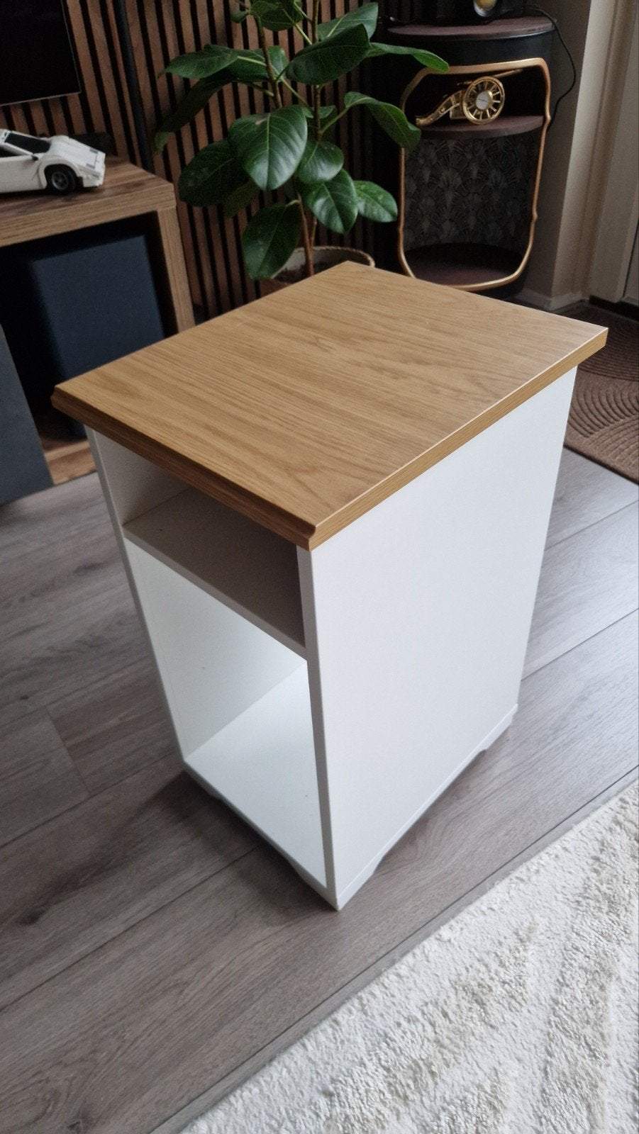 IKEA SKRUVBY tafel/kast, Minder dan 55 cm, Zo goed als nieuw, Rechthoekig, Hout