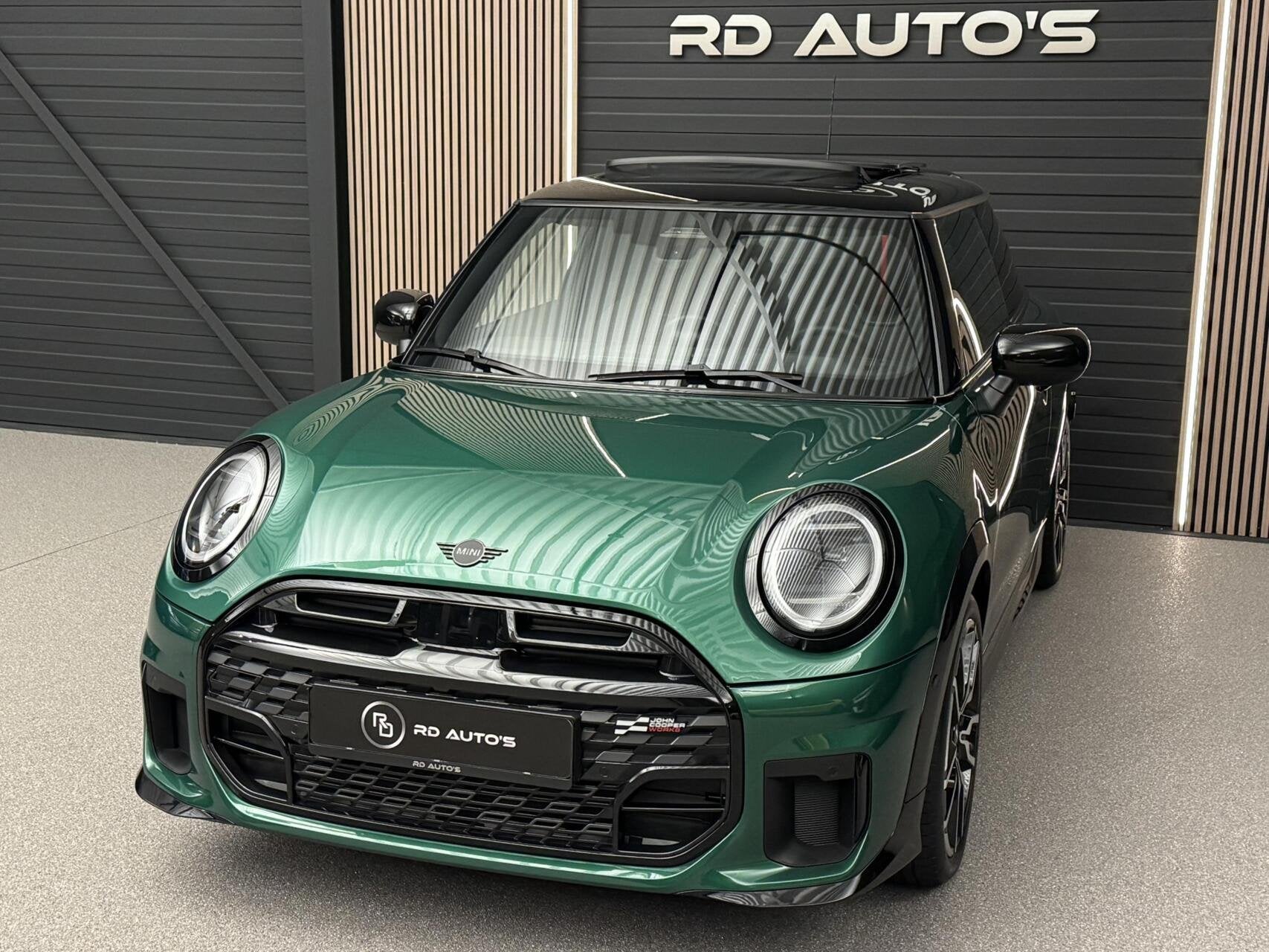 Mini Mini 2.0 Cooper S/ John Cooper Works/ Pano/ Camera/ Hud, Auto's, Gebruikt, Zwart, 4 cilinders, 4 stoelen