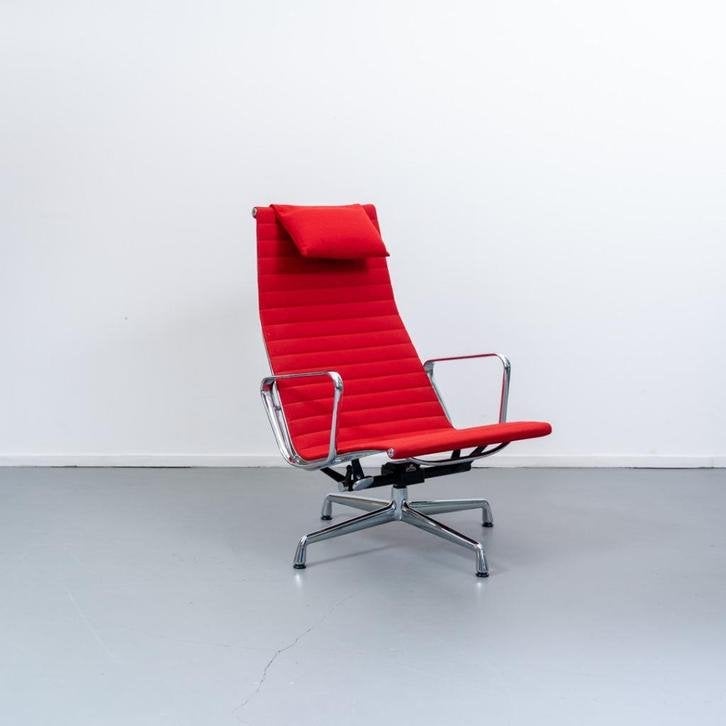 2x Vitra Eames EA 124 + 125 Set Rood Hopsak - Chroom, Niet ingevuld, Niet ingevuld, 75 tot 100 cm, Zo goed als nieuw