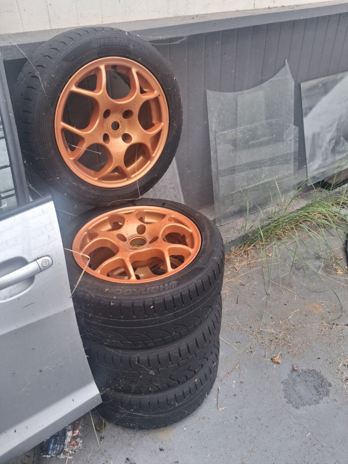 Hankook evo 205/50R15  met velgen, Auto-onderdelen, Banden en Velgen, Ophalen, Gebruikt, 15 inch, Banden en Velgen