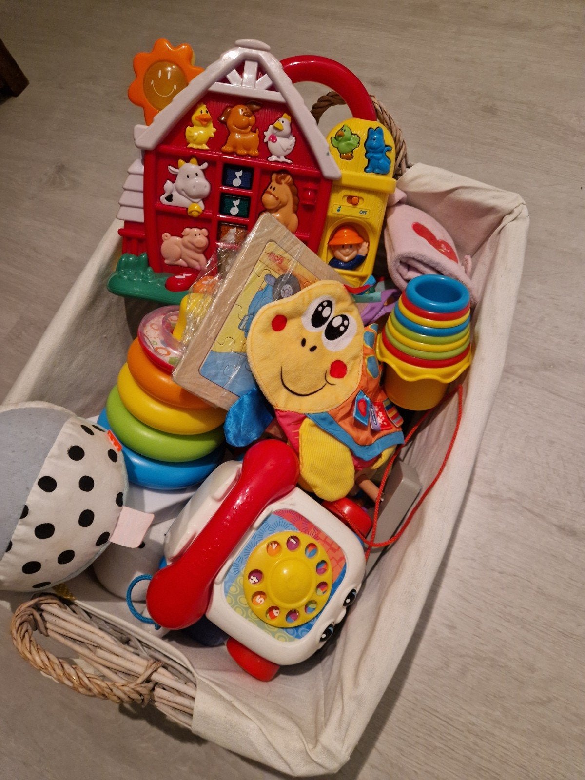 mand met speelgoed baby peuter kleuter, Ophalen, Gebruikt, Overige typen, Met geluid