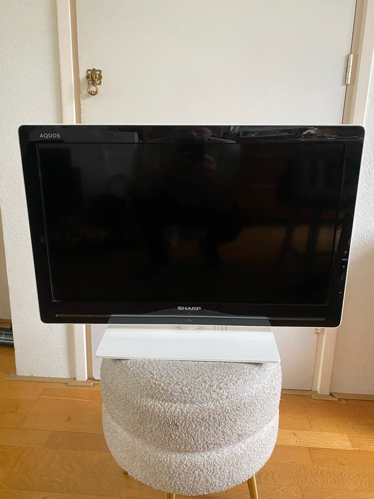Sharp Aquos 26 inch TV met afstandsbediening, Ophalen of Verzenden, Gebruikt, 60 tot 80 cm, Sharp