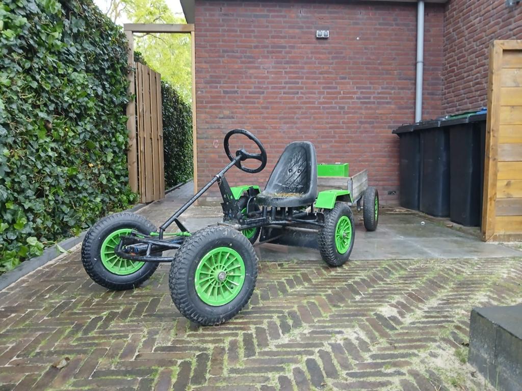 Skelter mammoet met aanhanger - Groen en Zwart, Ophalen, Gebruikt, Overige merken, Met kar of aanhanger