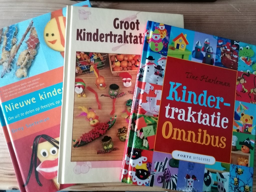 Kindertraktaties; 3 boeken met heel veel ideeën (ZGAN)., Verzenden, Zo goed als nieuw, Overige typen, Verjaardag