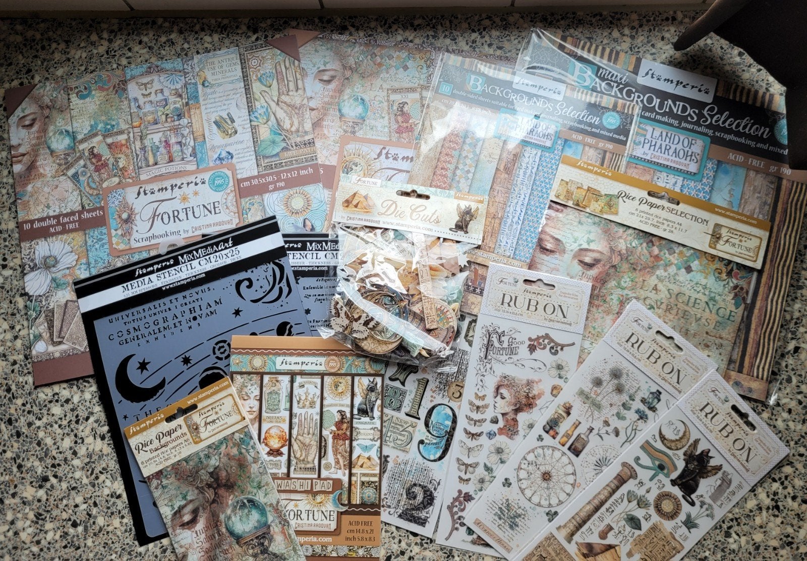 Groot Stamperia scrapbook pakket, Hobby en Vrije tijd, Ophalen of Verzenden, Nieuw