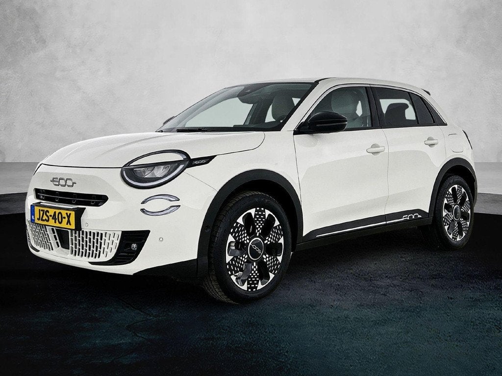 Fiat 600 1.2 Hybrid La Prima 110pk Automaat | Elektrische Kl, Auto's, Fiat, Automaat, Adaptive Cruise Control, Gebruikt, 1199 cc