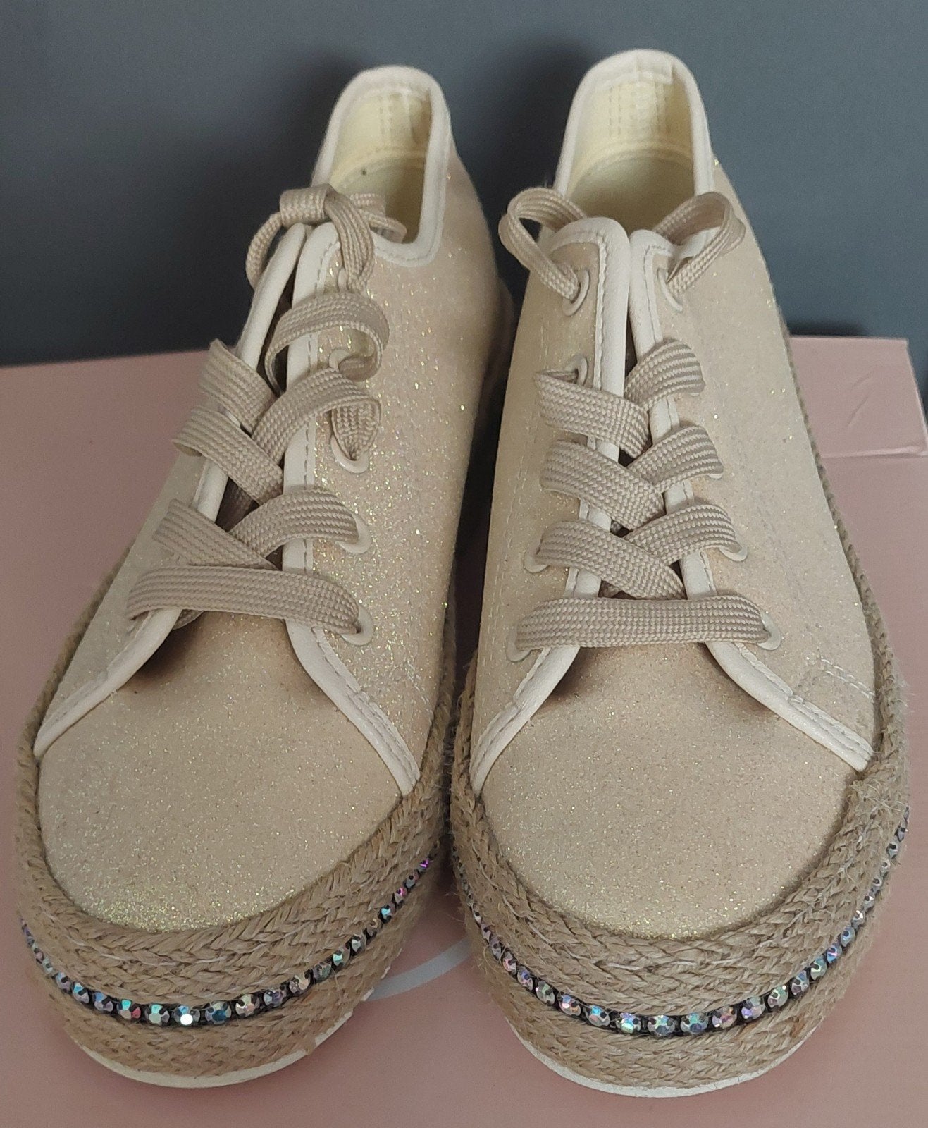 Laura Biagiotti Sneakers - Crème met glitter en steentjes, Beige, Laura Biagiotti, Nieuw, Ophalen of Verzenden