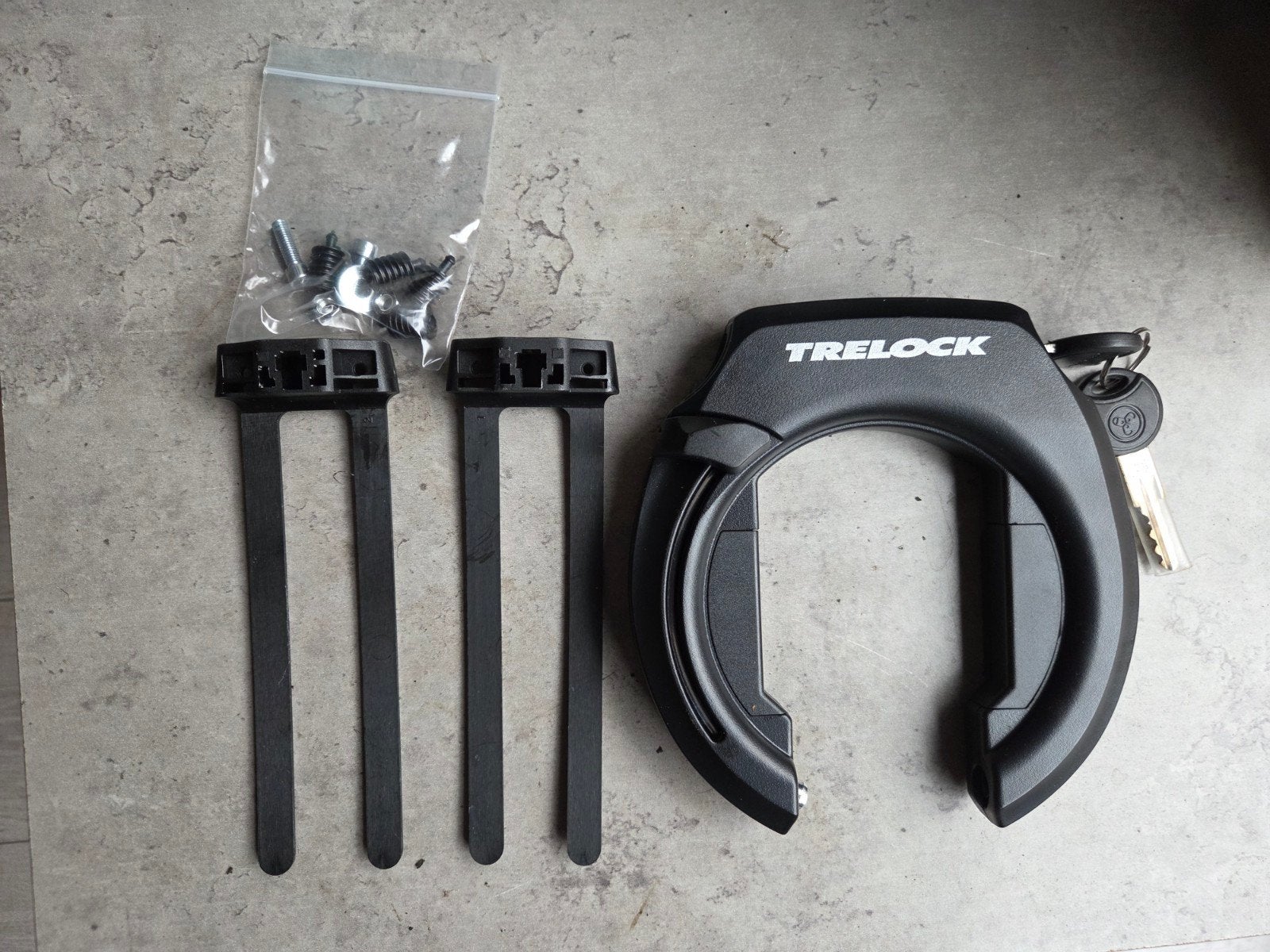 Nieuwe Trelock RS 351 incl. montageset, Fietsen en Brommers, Fietsaccessoires | Fietssloten, Ophalen of Verzenden, Nieuw