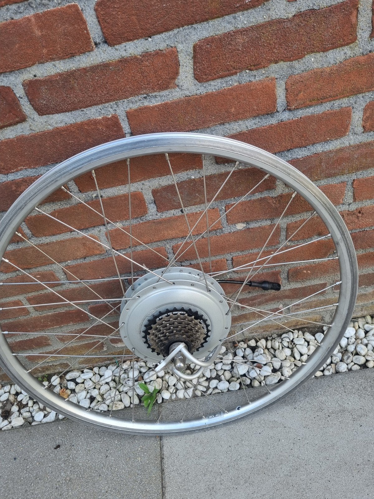 Shimano achterwiel met motor voor elektrische fiets, Gebruikt, Ophalen of Verzenden, Aluminium, Shimano