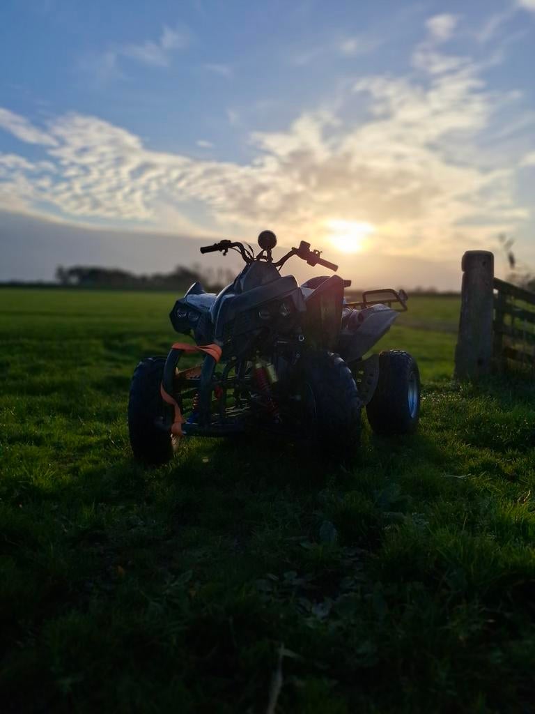 Mooie quad, Fietsen en Brommers, Minibikes, Midibikes en Pitbikes, Ophalen of Verzenden, Overige typen
