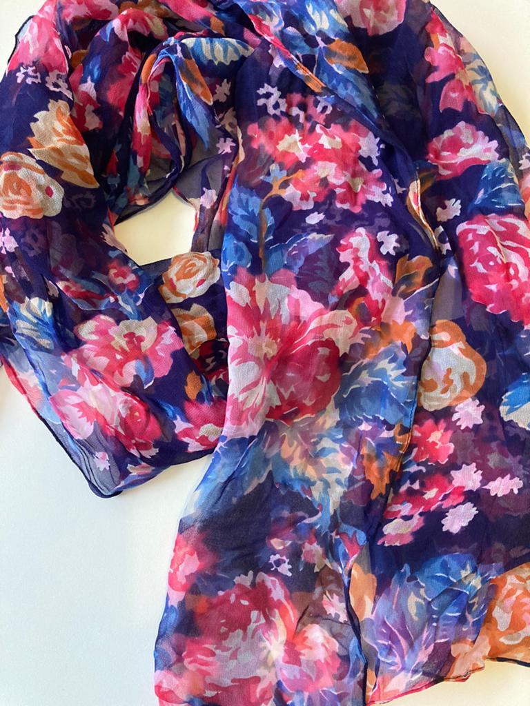Prachtige SJAAL met bloemenprint NIEUW! Pom oilily stijl, Ophalen of Verzenden, Nieuw, Maat 42/44 (L), Sjaal