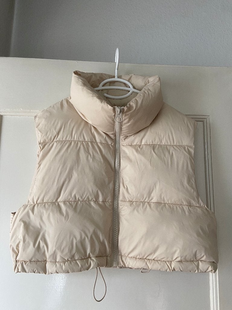 Leuke ecru bodywarmer Stradivarius padded jacket mt M  izgst, Kleding | Dames, Bodywarmers, Zo goed als nieuw, Maat 38/40 (M)
