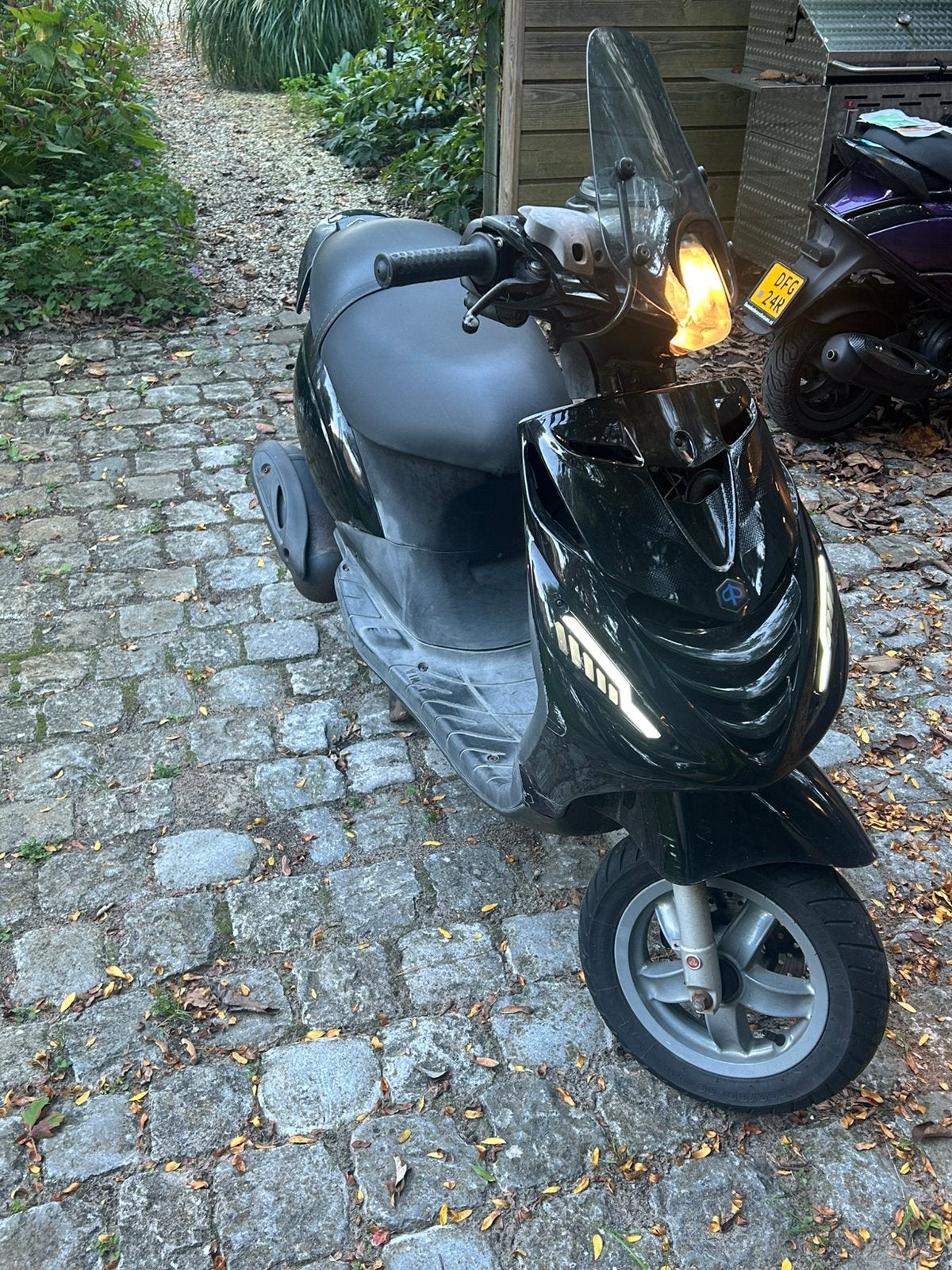 Piaggio zip, Fietsen en Brommers, Ophalen, Gebruikt, Zip, Benzine
