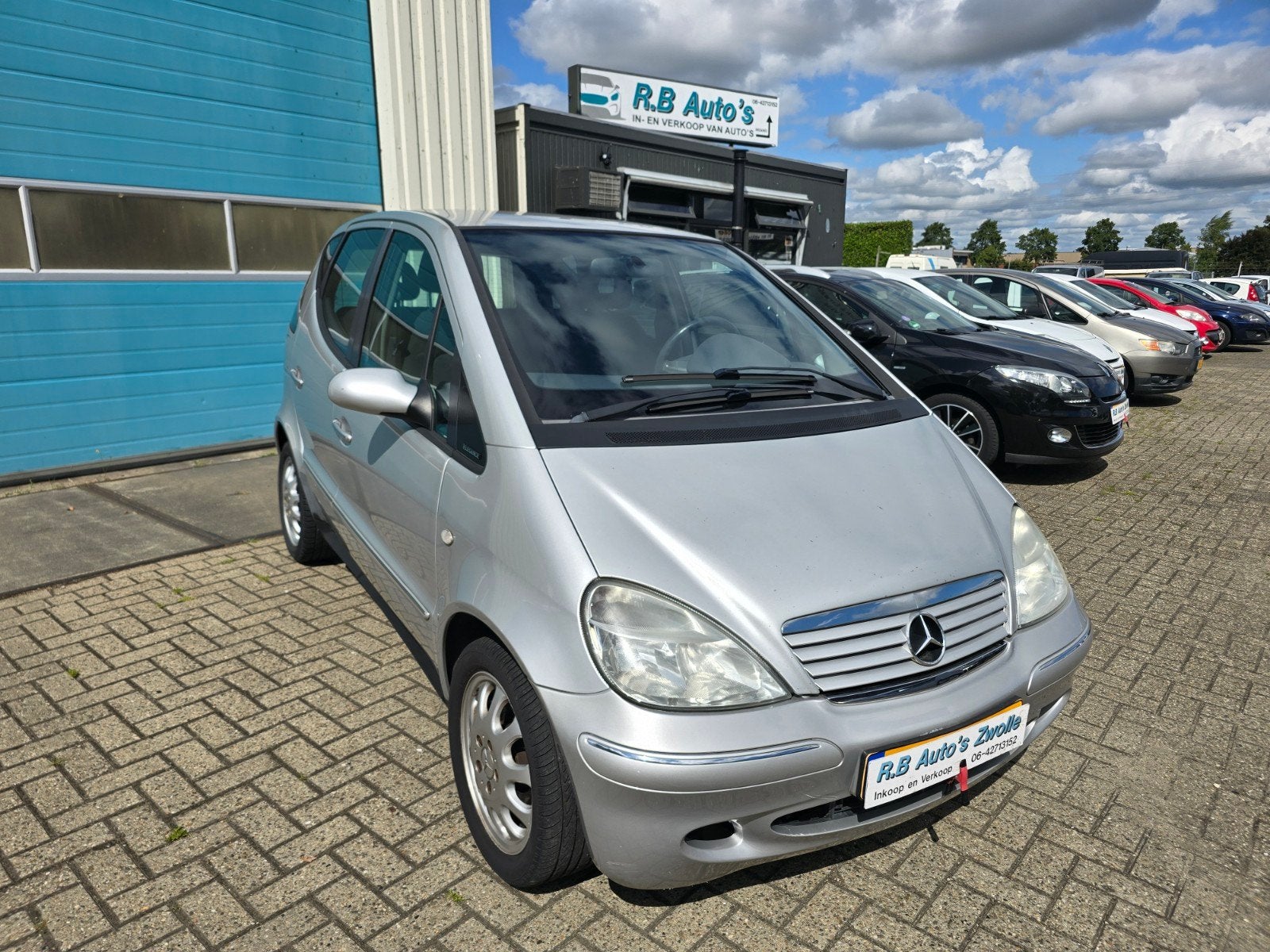 Mercedes-Benz A-Klasse 1.4 A140 AUT 2001 Grijs, Auto's, Mercedes-Benz, Stof, 40 €/maand, 4 cilinders, 400 kg