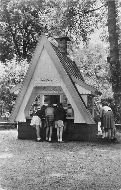 301-145-041 Oud Valkeveen Souveniershuisje Hans en Grietje, Verzenden, Voor 1920, Noord-Holland