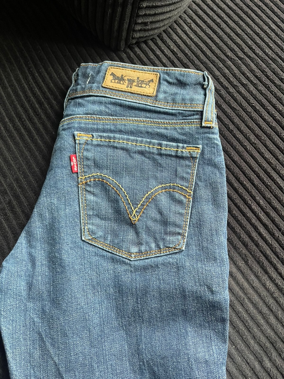 Levis spijkerbroek XS ZGAN, Ophalen, Zo goed als nieuw, Blauw, W32 (confectie 46) of kleiner
