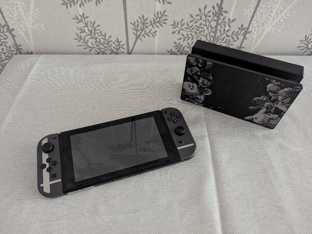 Nintendo Switch Super Smash Bros. Limited Edition, Spelcomputers en Games, Spelcomputers | Nintendo Switch, Ophalen, Zo goed als nieuw