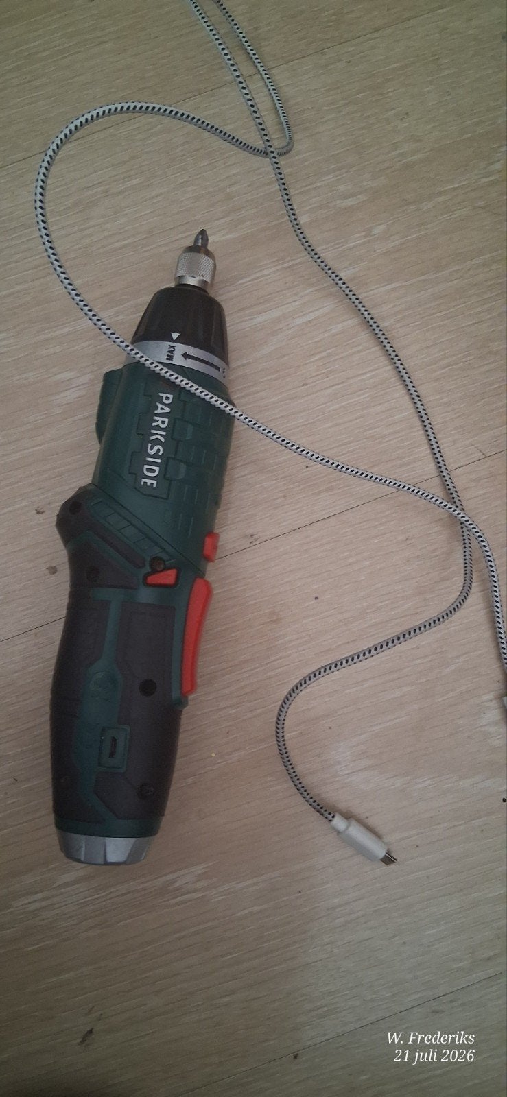 USB oplaadbare schroefmachine, Ophalen of Verzenden, Gebruikt
