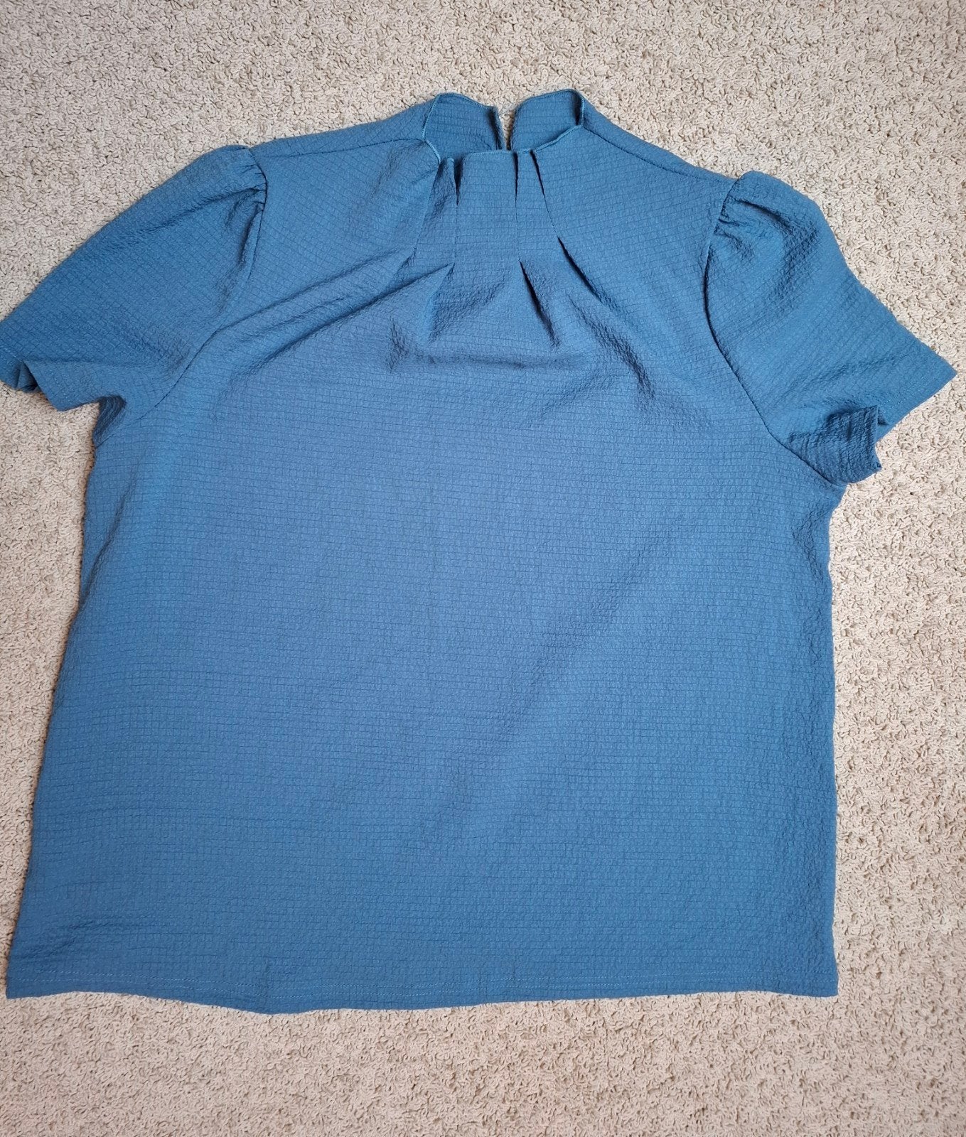 Blauwe blouse met korte mouwen en opstaand kraagje, Ophalen of Verzenden, Gedragen, Maat 42/44 (L), Blauw
