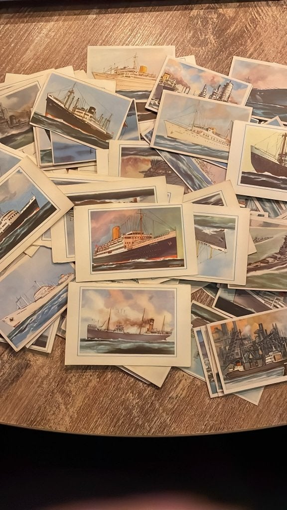 Partij 129 vintage Captain Grant scheepsplaatjes jaren 50, Ophalen of Verzenden, Gebruikt, Motorboot, Kaart, Foto of Prent