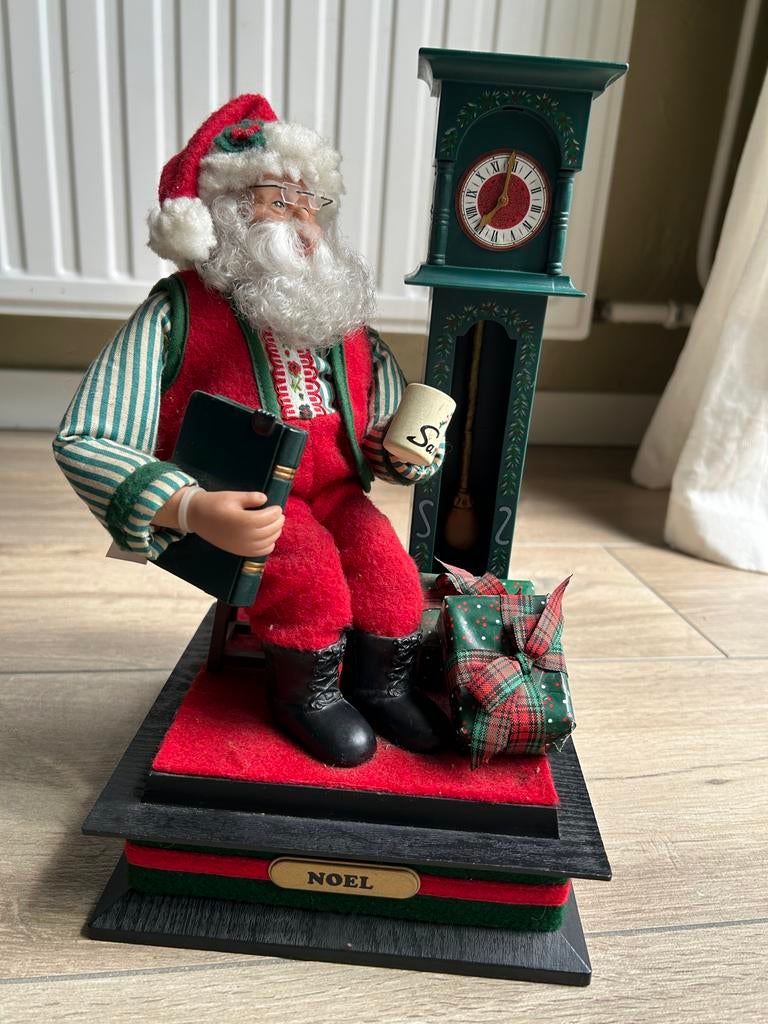 Holiday Creations met kerstman met klok, Ophalen of Verzenden, Zo goed als nieuw