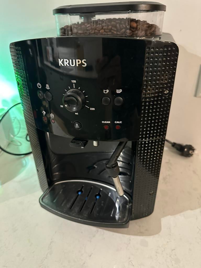 Krups volautomatische espressomachine, model EA810870, Ophalen, Espresso apparaat, 10 kopjes of meer, Koffiebonen