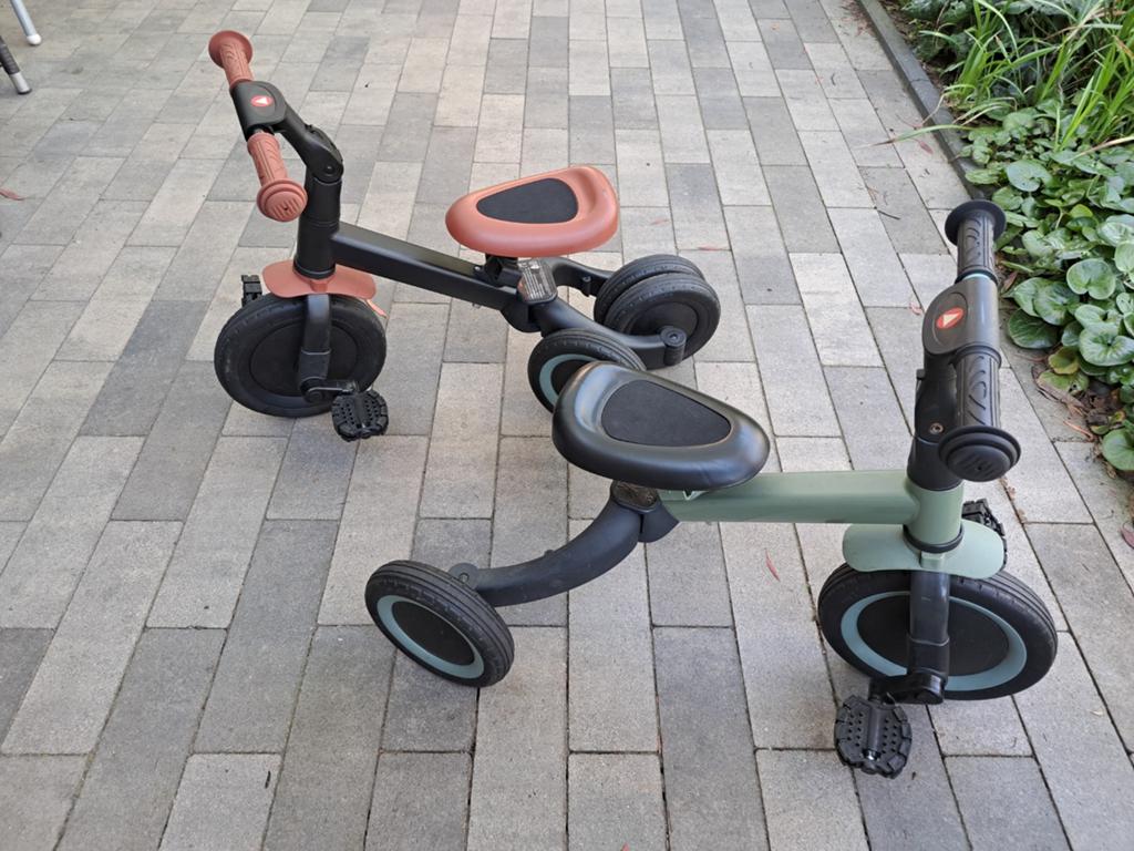 Twee topmark kinderfietsen, Ophalen