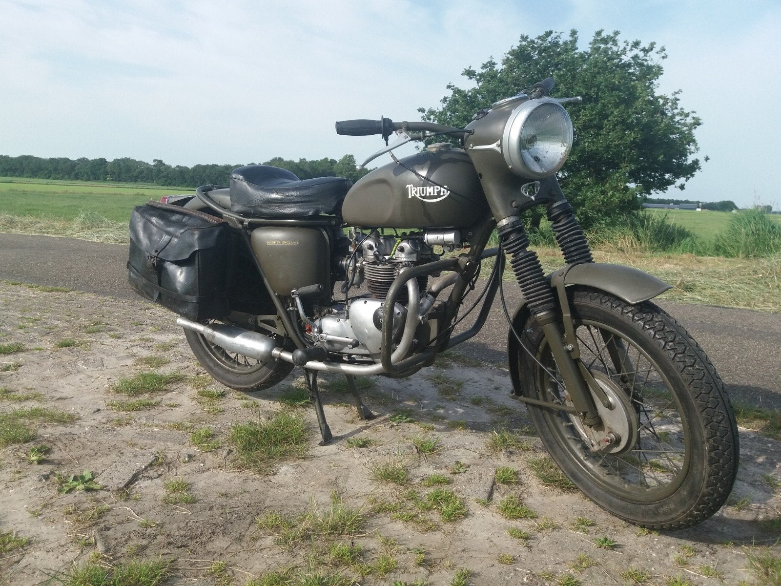 Triumph 3ta, Motoren, Overig