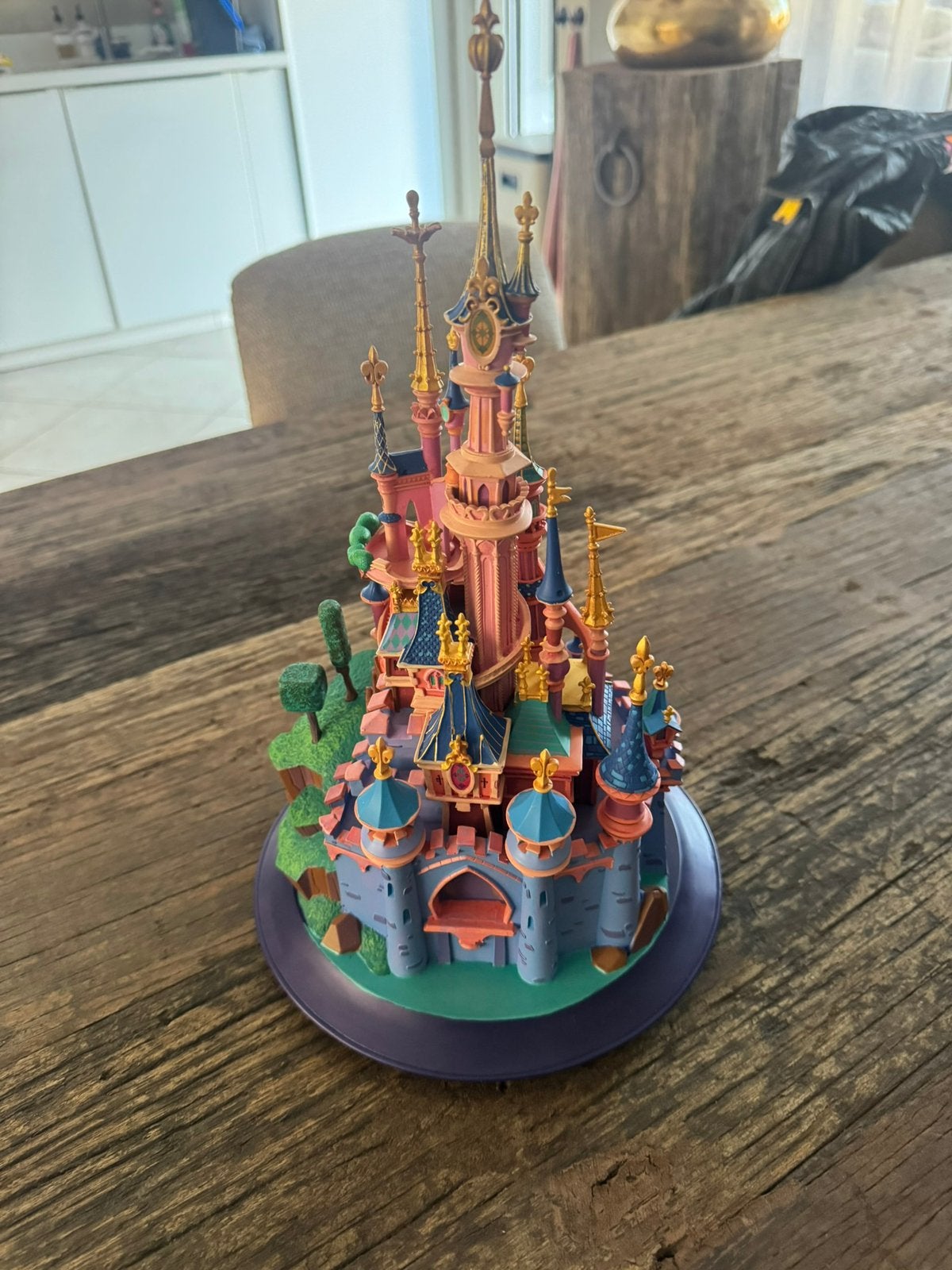 Kevin en jody disney kasteel zeldzaam, Ophalen of Verzenden, Zo goed als nieuw, Beeldje of Figuurtje
