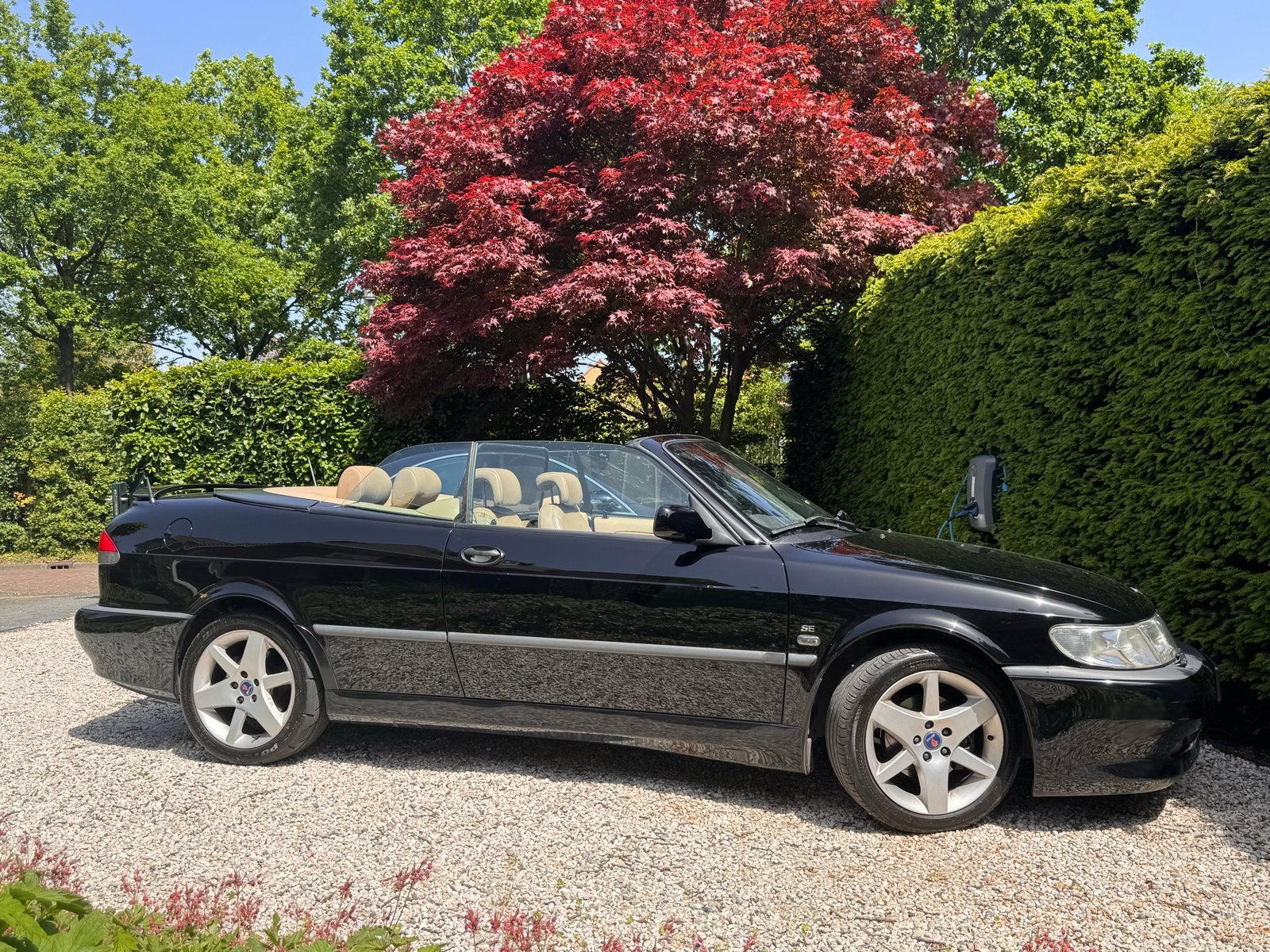 Saab 9-3 2.0 Turbo Cabrio AUT 2004 Zwart, Auto's, Saab, 4 cilinders, Cabriolet, 4 stoelen, Zwart