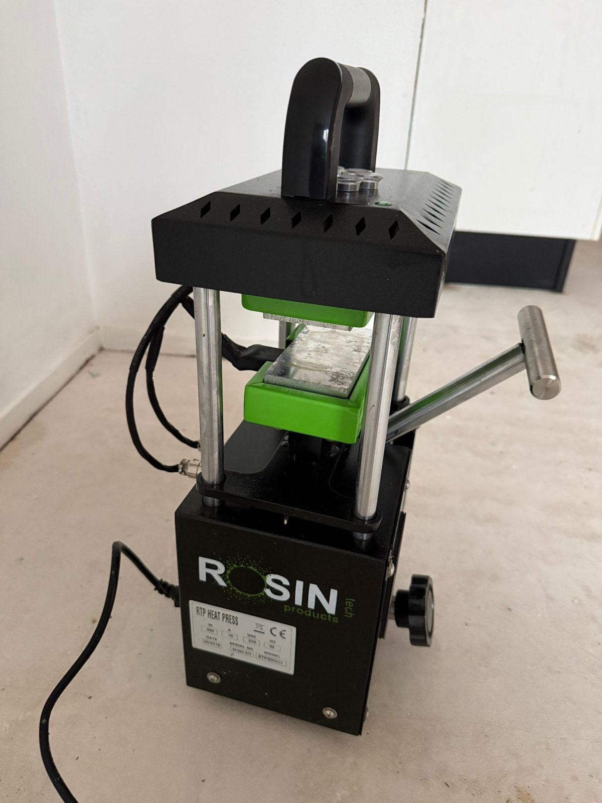 RTP Heat Press Rosin Machine, Ophalen