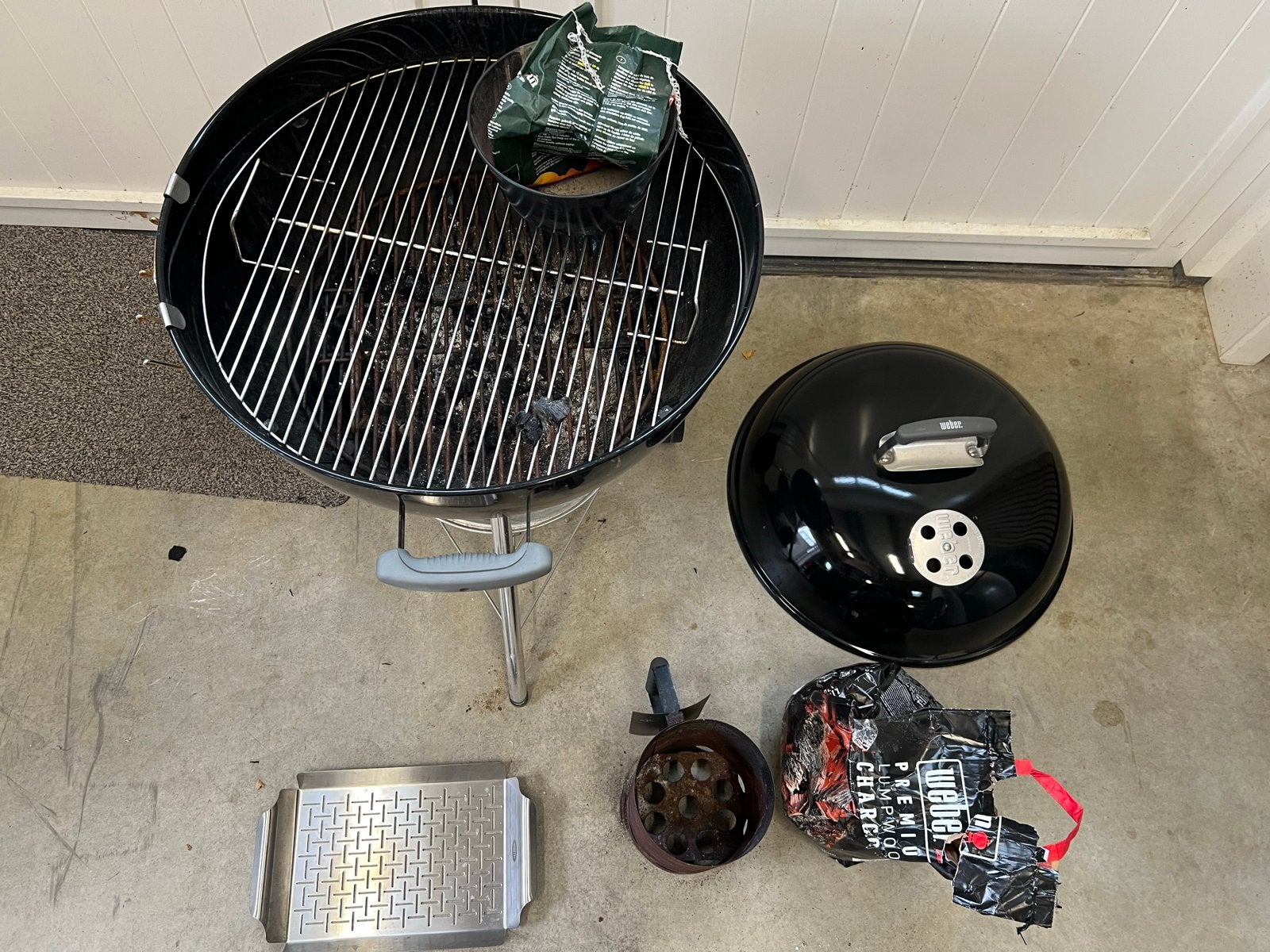 T.E.A.B; Weber barbecue. 55 cm doorsnede, Ophalen, Gebruikt