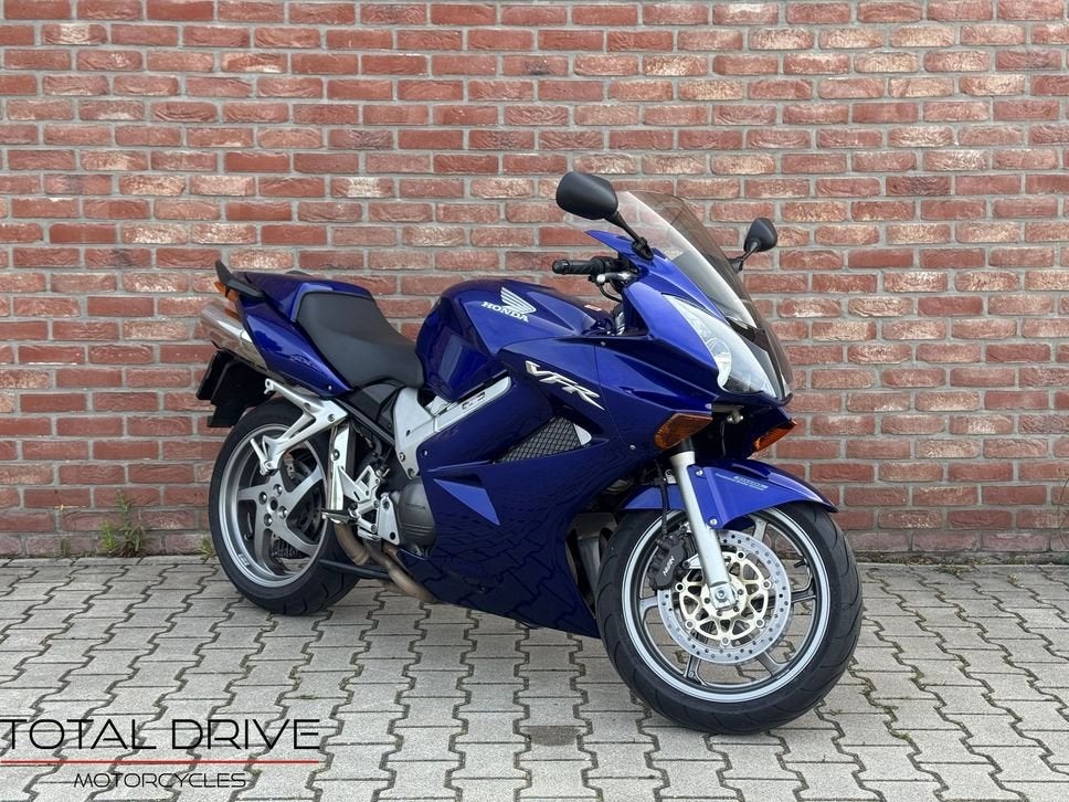HONDA VFR 800 F VTEC ABS FI VTEC | Nieuwstaat| Garantie  (bj, Motoren, Motoren | Honda, 782 cc, HONDA, 4 cilinders, Motorrijbewijs A