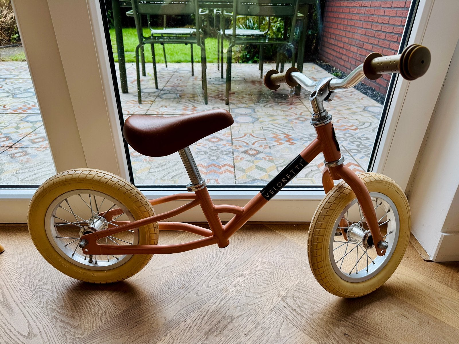 Veloretti loopfiets in goede staat, Ophalen of Verzenden, Zo goed als nieuw, Minder dan 16 inch