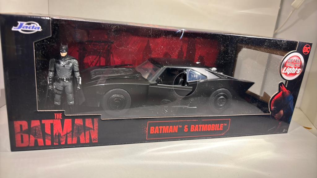 Batman & Batmobile jada toys 1.18