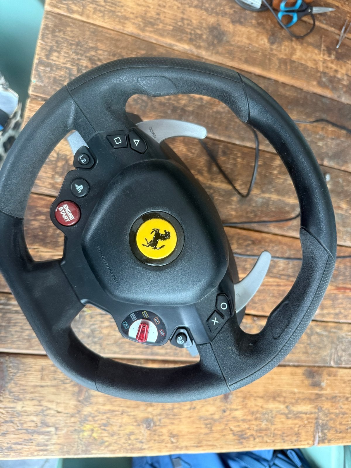 Thrustmaster T80 RW Ferrari 488 GTB racestuur, Spelcomputers en Games, Spelcomputers | Sony PlayStation Consoles | Accessoires