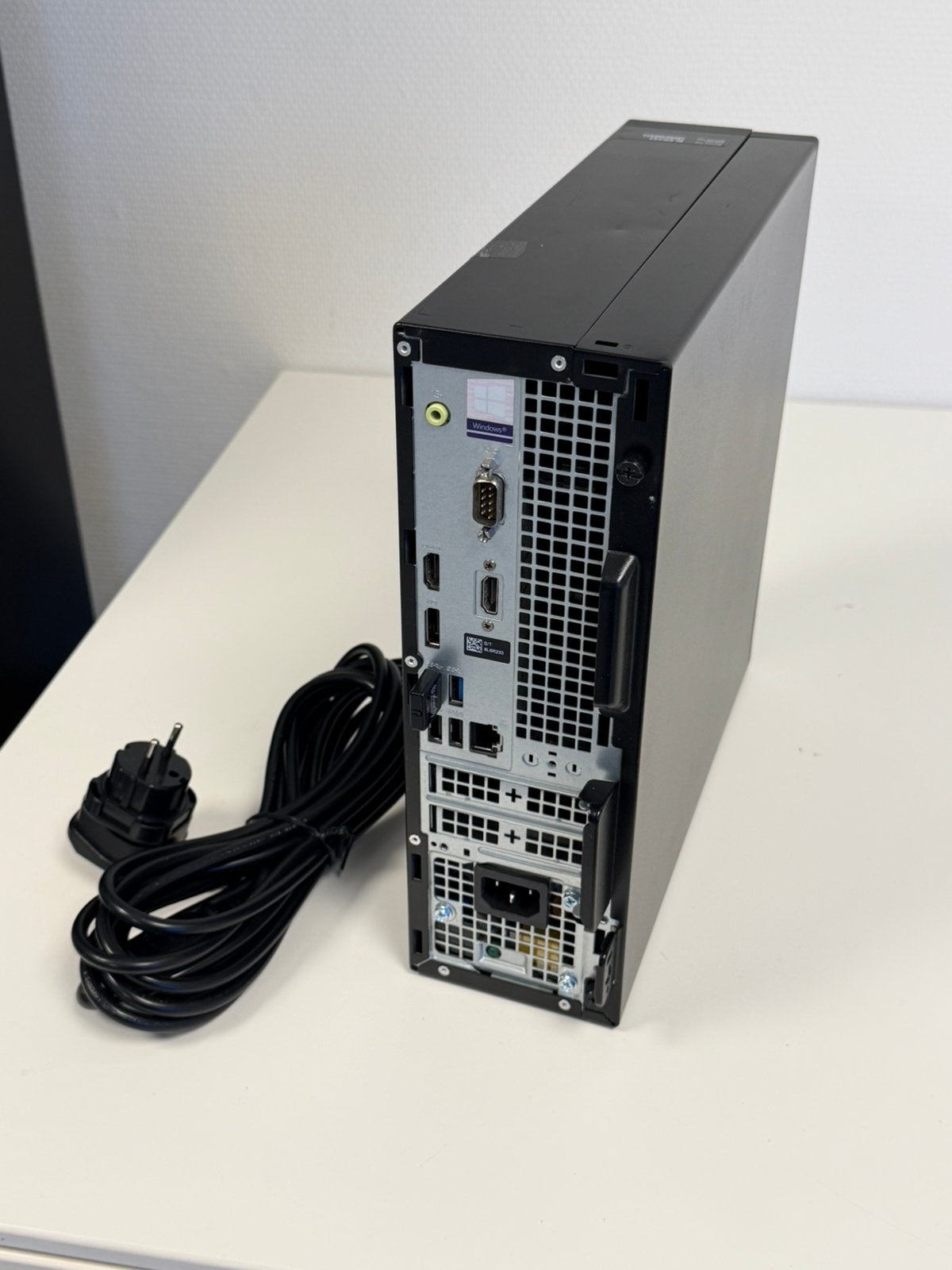 Dell OptiPlex 3070 SFF PC 8GB 240GB SSD Windows 11 Pro, P, 8 GB, P, P