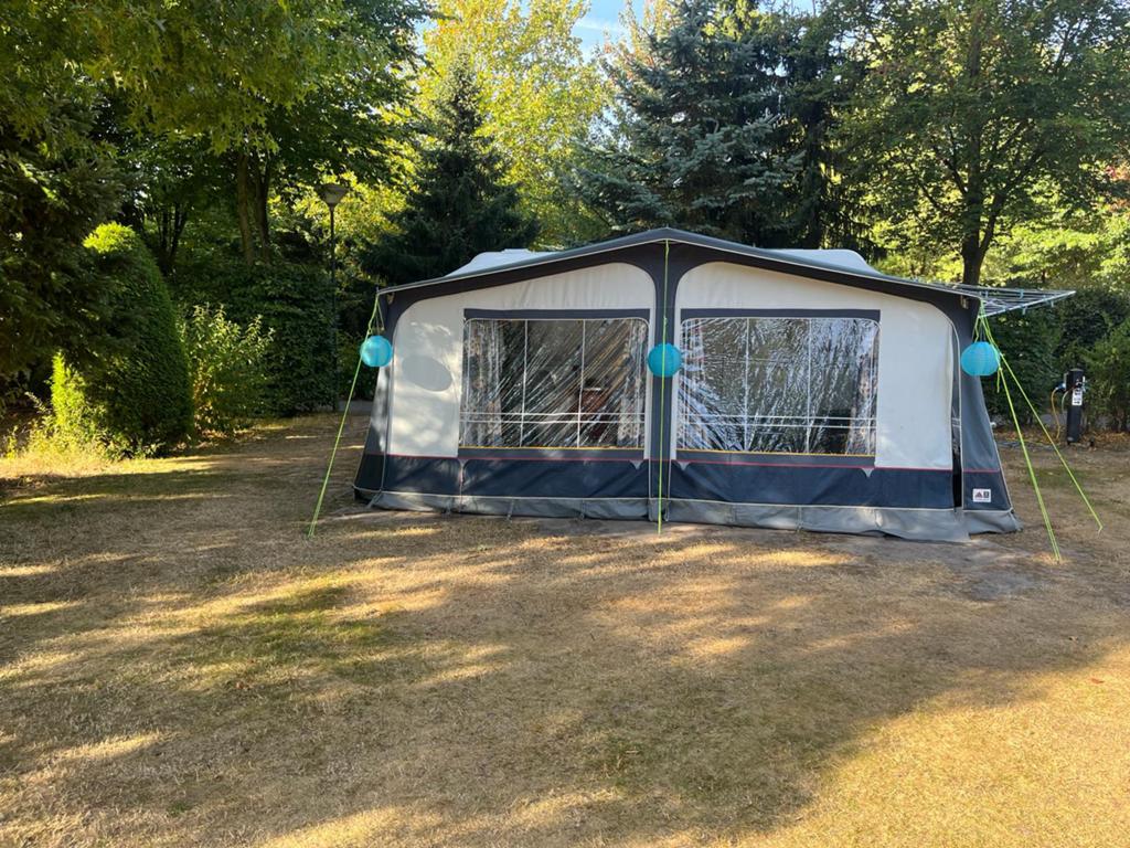Mooie nette caravan Dethleffs Beduim 460DB, Caravans en Kamperen, Caravans, Particulier, Tot en met 4