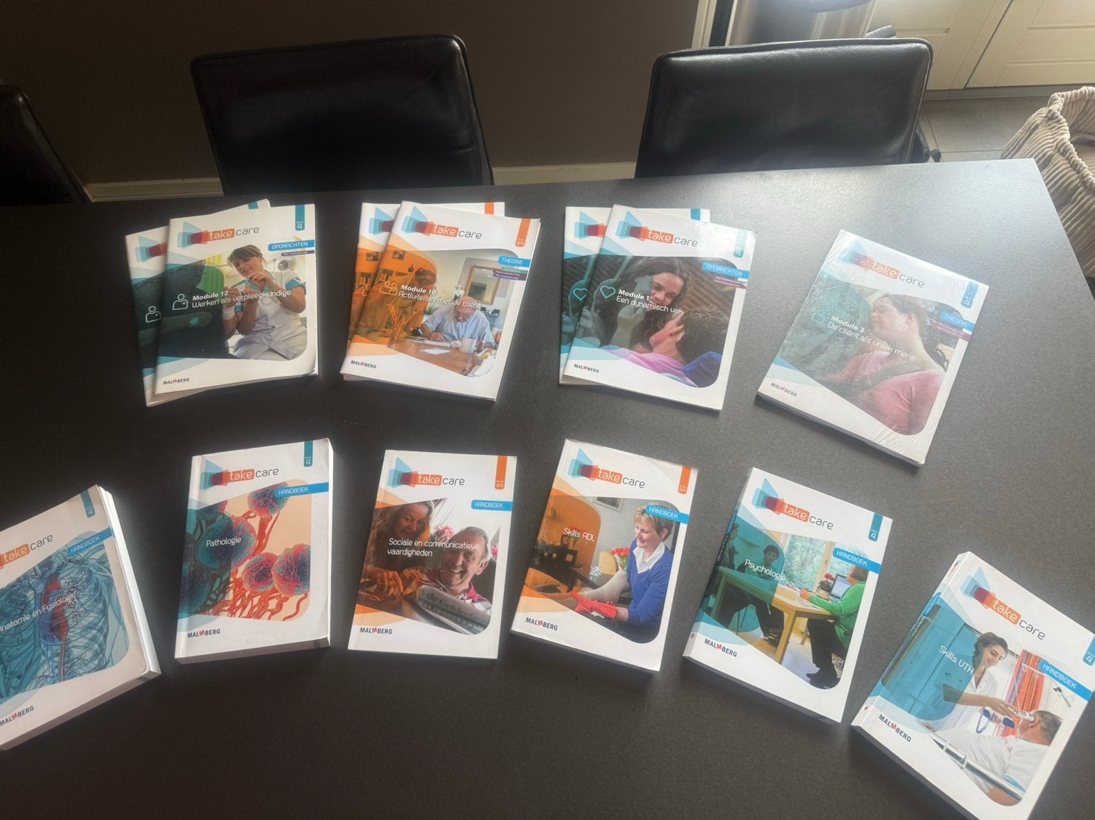MBO Verpleegkunde niv. 4 Malmberg Takecare boeken, Boeken, Schoolboeken, Ophalen of Verzenden, Zo goed als nieuw, Overige niveaus