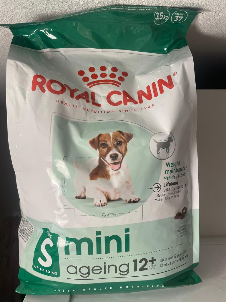 Royal Canin Hondenvoer, Ophalen, Hond
