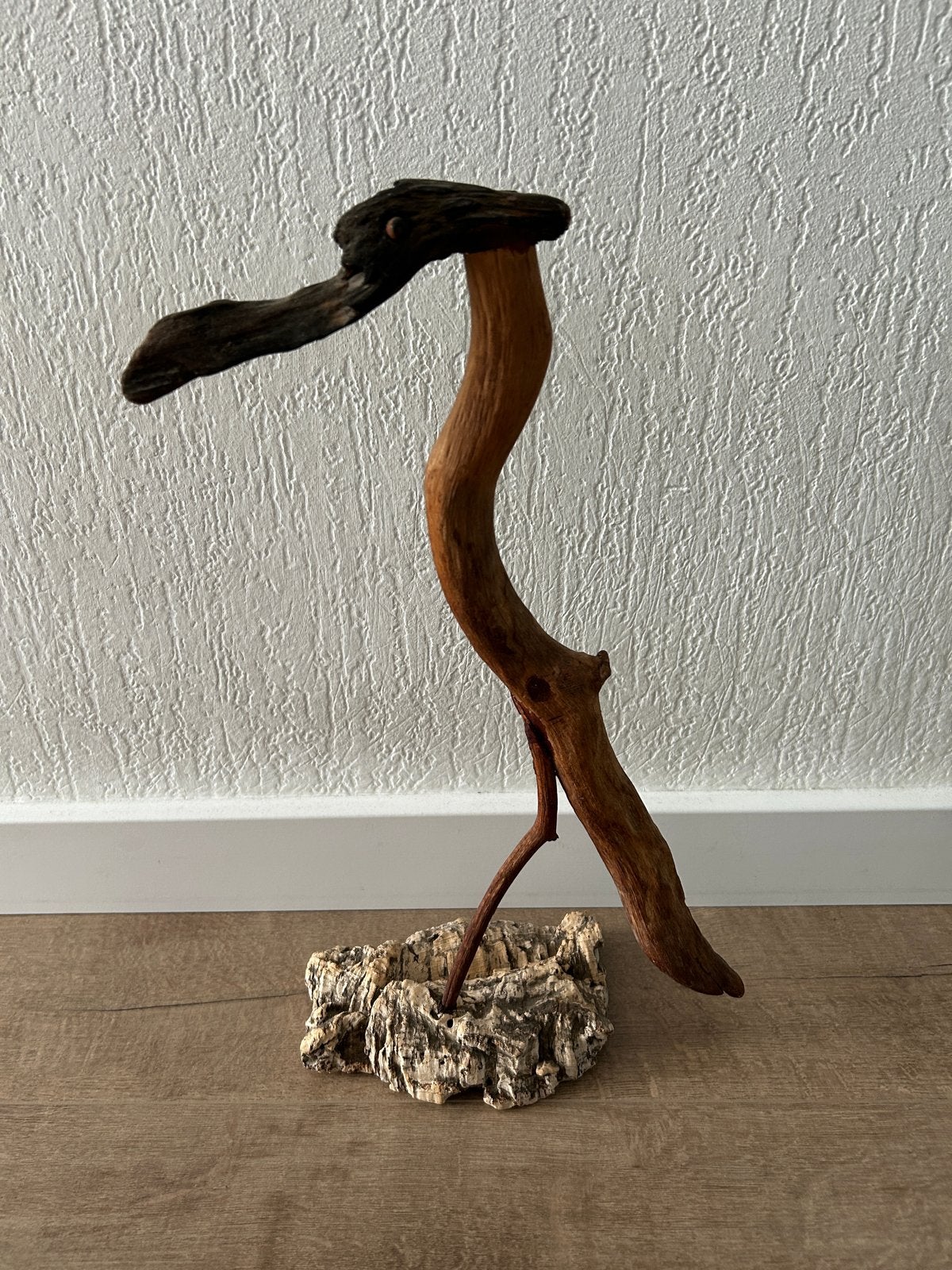 Uniek houten beeld: Abstracte vogel op sokkel, Ophalen, Handgemaakt, 20 - 50 cm, Beeld
