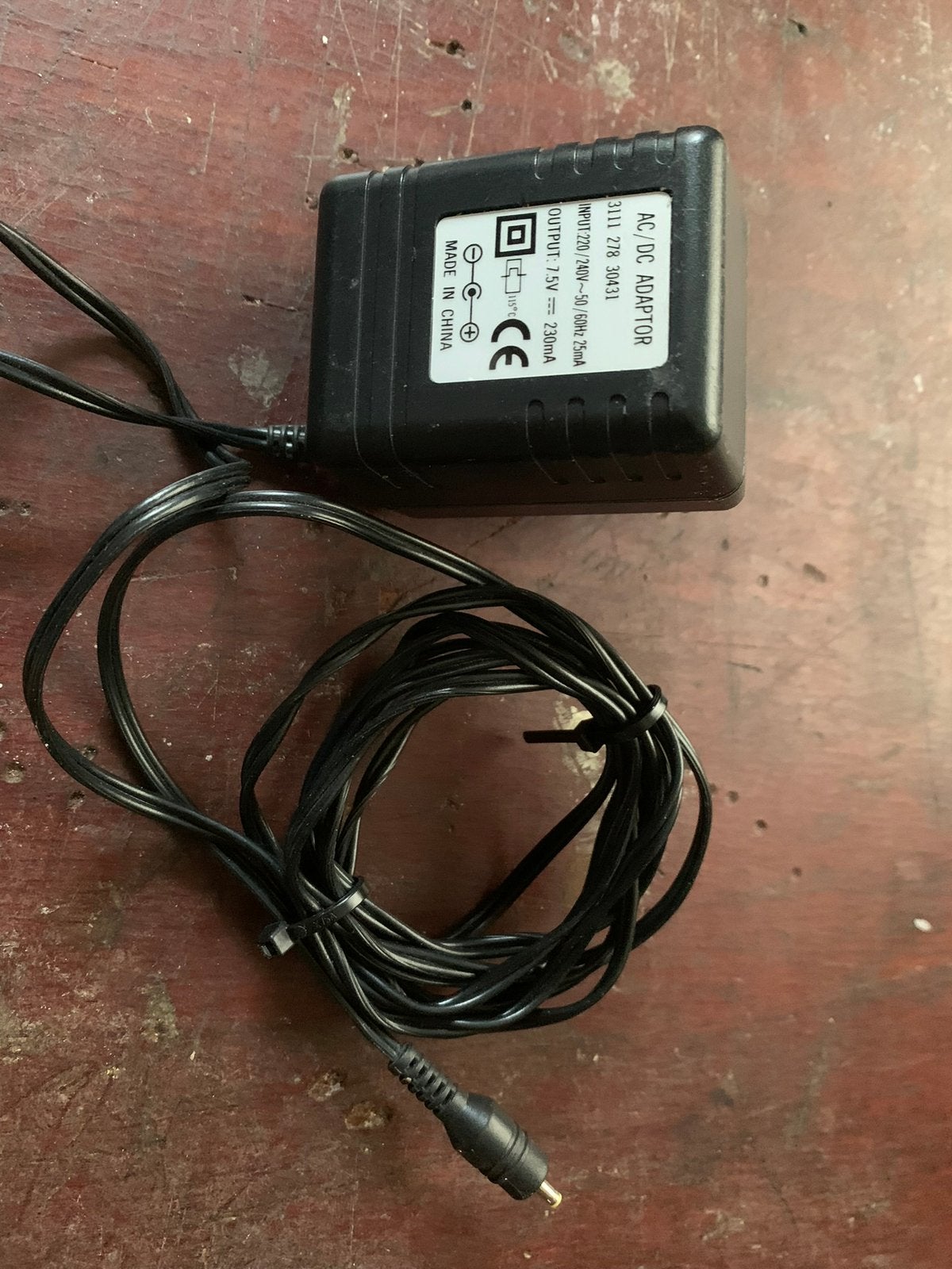 Adapters 5 stuks., Ophalen of Verzenden, Zo goed als nieuw