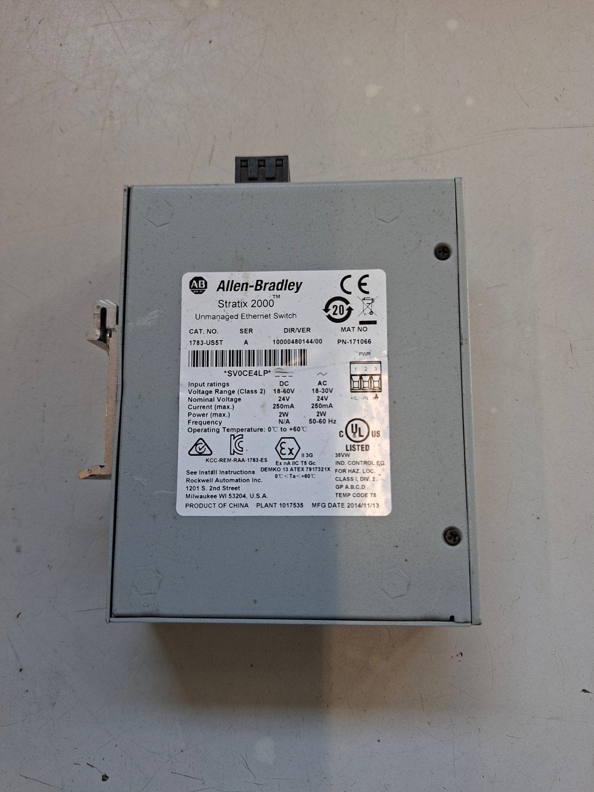 Allen-Bradley Stratix 2000 Ethernet Switch, Computers en Software, Netwerk switches, Ophalen of Verzenden