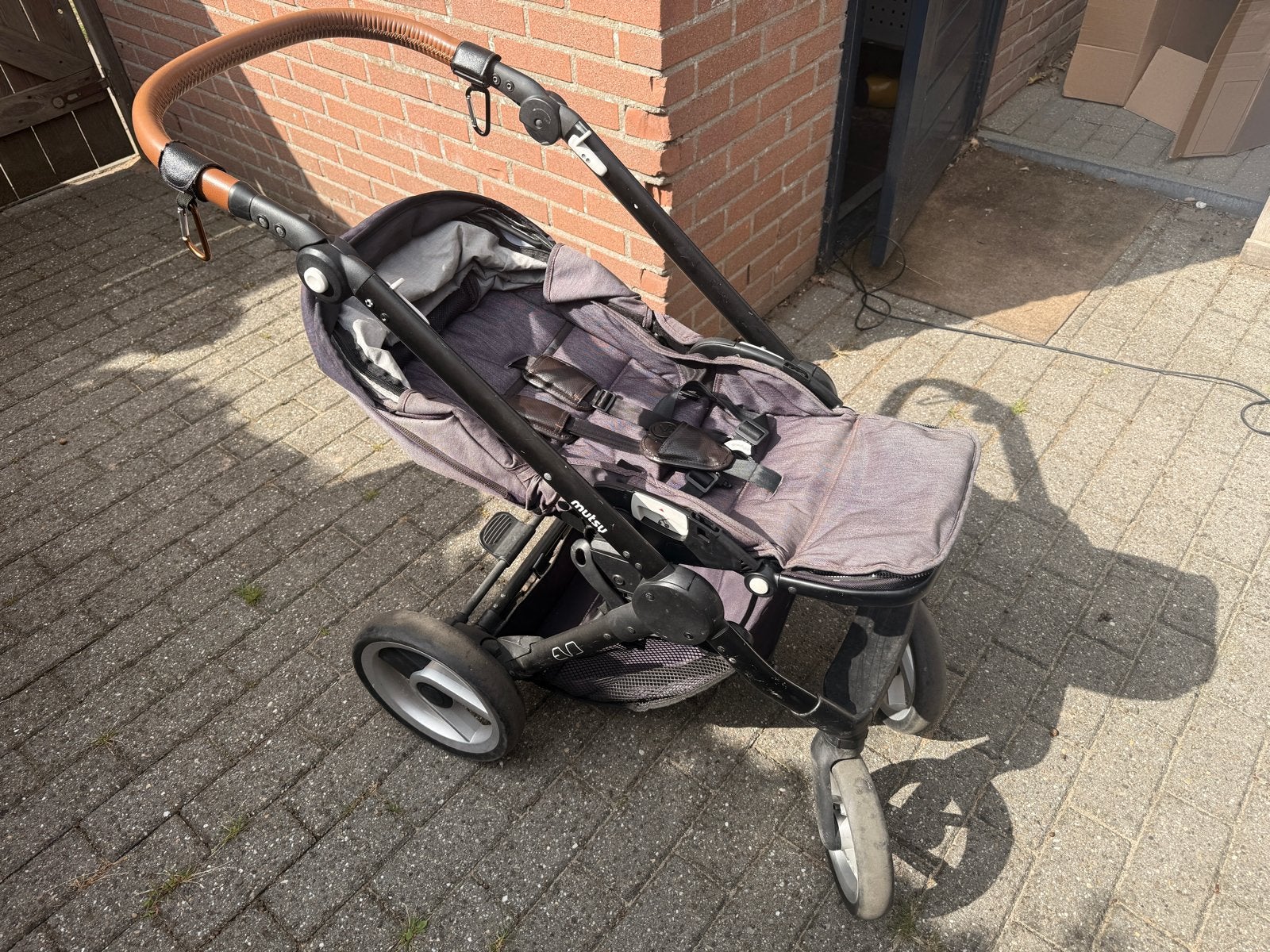 Mutsy EVO kinderwagen 3-in-1 met Maxi-Cosi Pebble Plus, Kinderen en Baby's, Kinderwagens en Combinaties, Ophalen, Gebruikt, Combiwagen