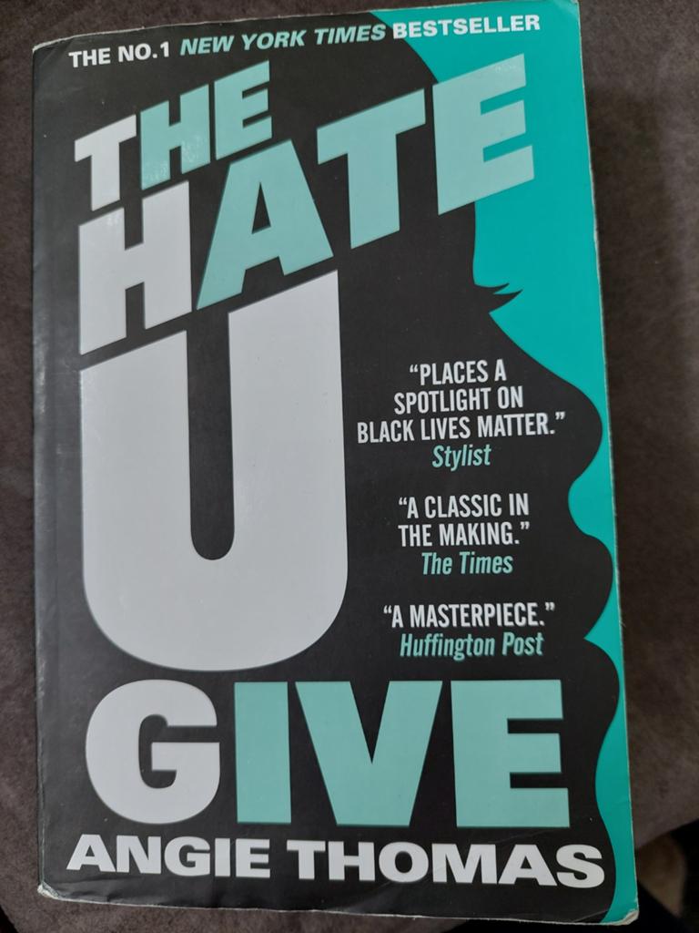 The hate U give, Boeken, Taal | Engels, Gelezen, Ophalen of Verzenden, Fictie, Angie thomas