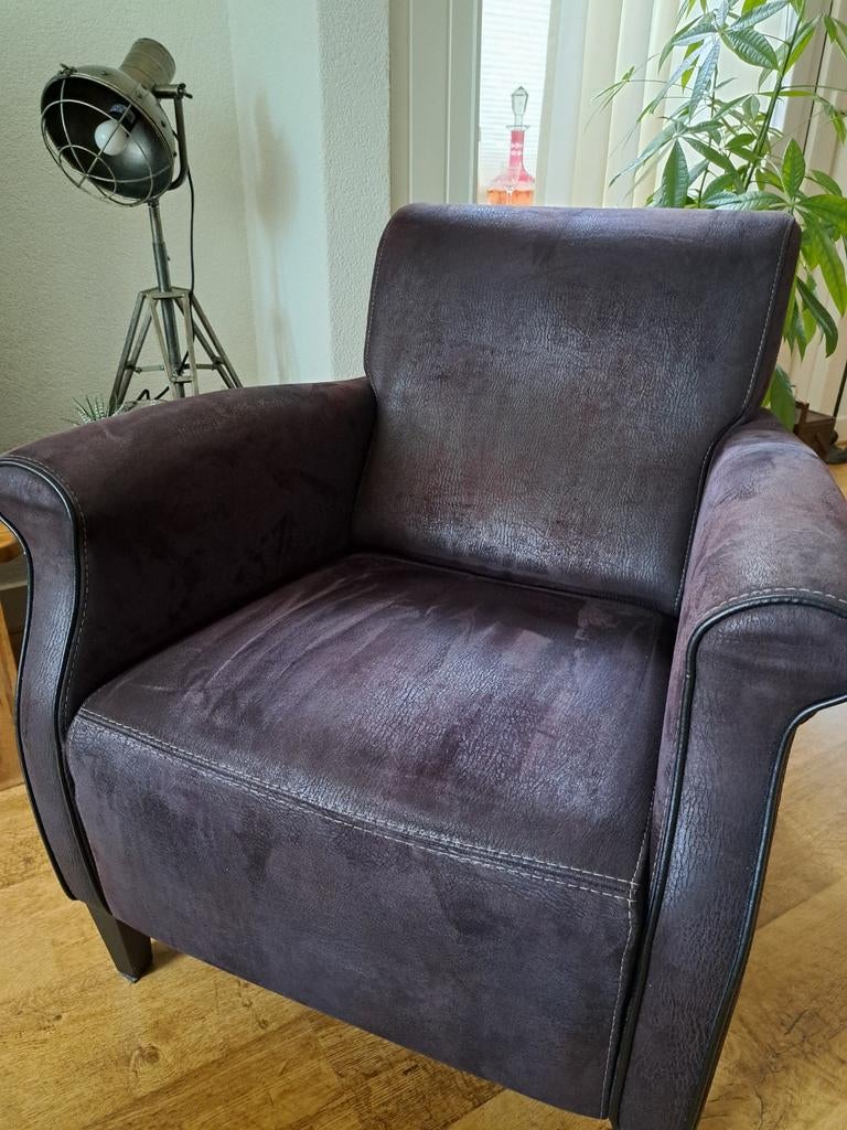 2 donkerkleurige antraciet stoelen, Huis en Inrichting, Fauteuils, Ophalen of Verzenden, 75 tot 100 cm, 50 tot 75 cm