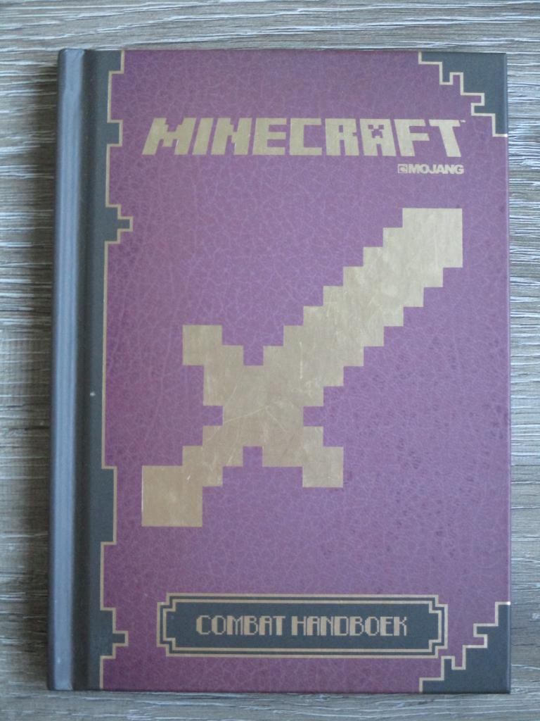 Minecraft combat handboek, Ophalen of Verzenden, Gelezen, Overige onderwerpen