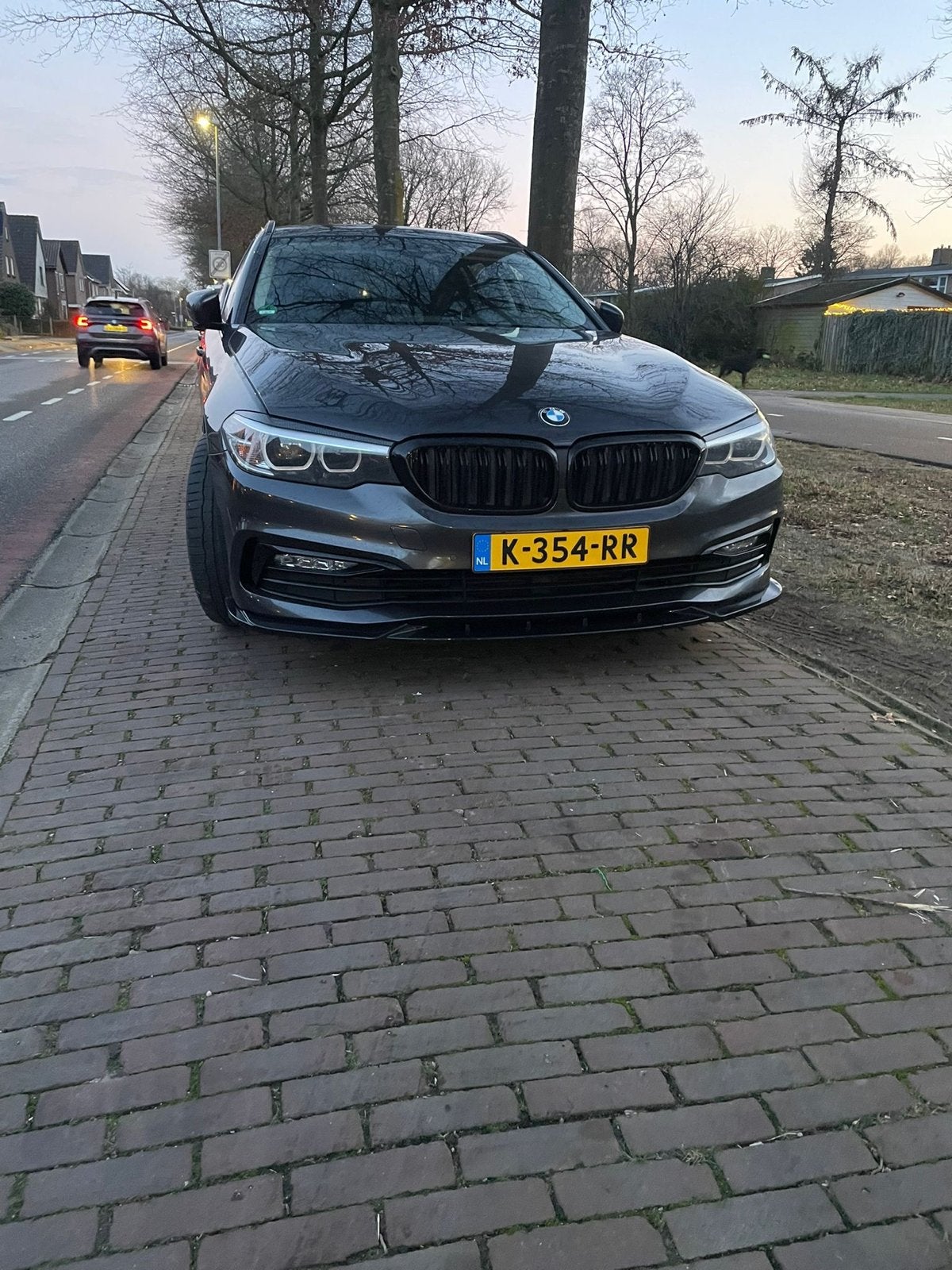 BMW 5-Serie 2.0 520D Touring AUT 2018 Zwart, Auto's, BMW, Automaat, Achterwielaandrijving, 1995 cc, 2000 kg