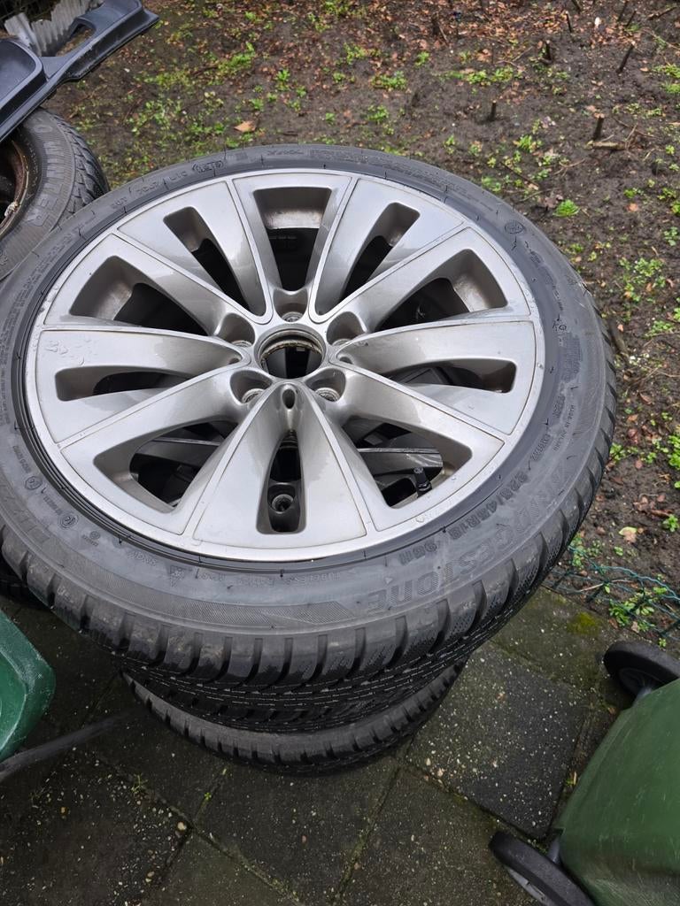 18 inch velgen met All Season banden - Ruim profiel, Auto-onderdelen, Banden en Velgen, 18 inch, Gebruikt, Banden en Velgen, Ophalen of Verzenden